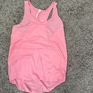 pink lululemon tank top!